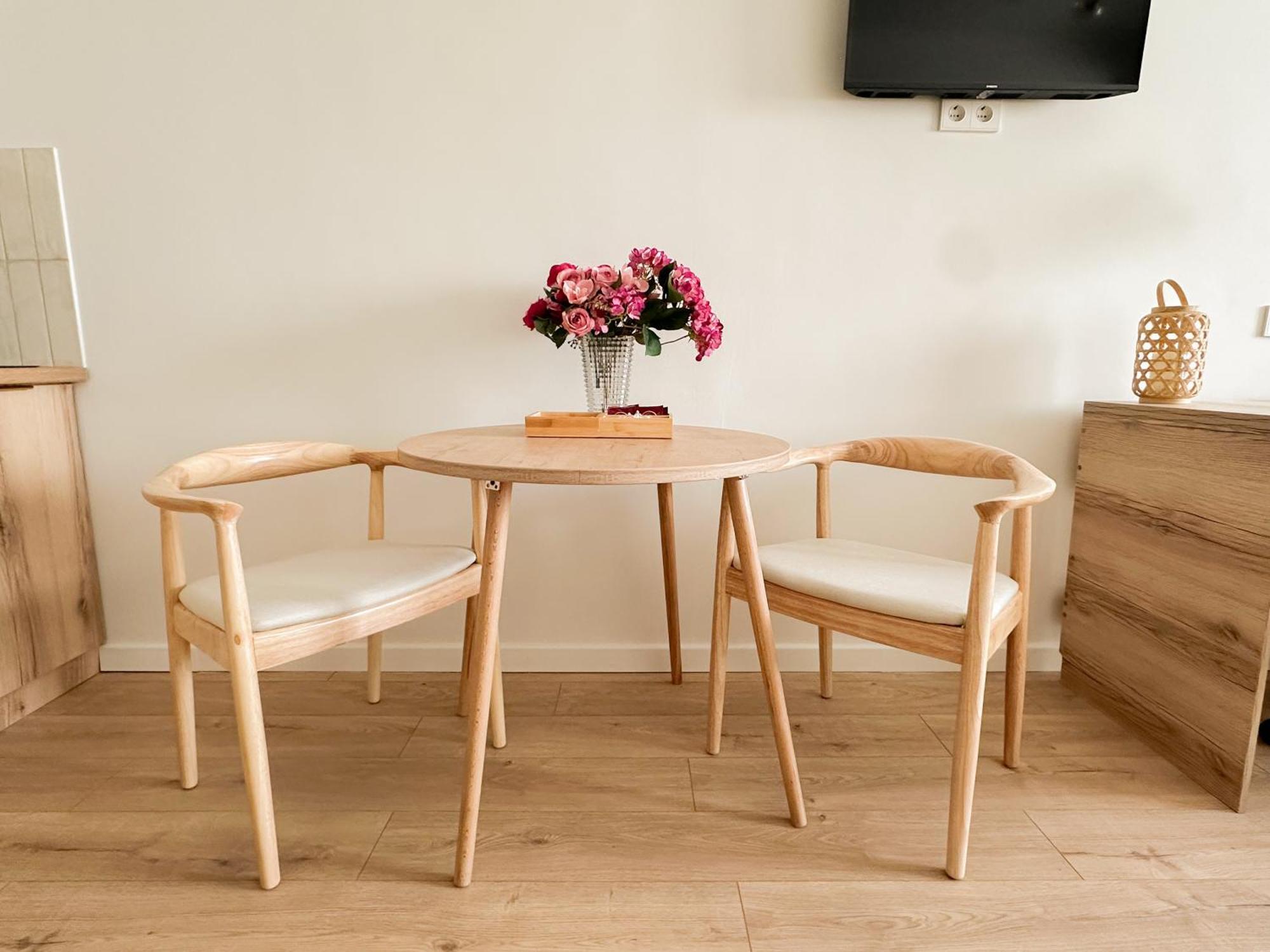 Adt Apartments Almaty Rom bilde